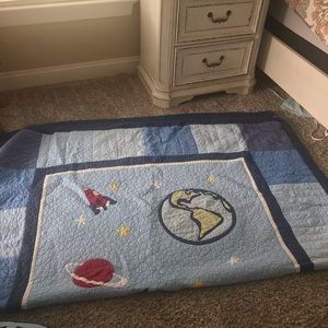 Kids space quilt and matching rocket pillow